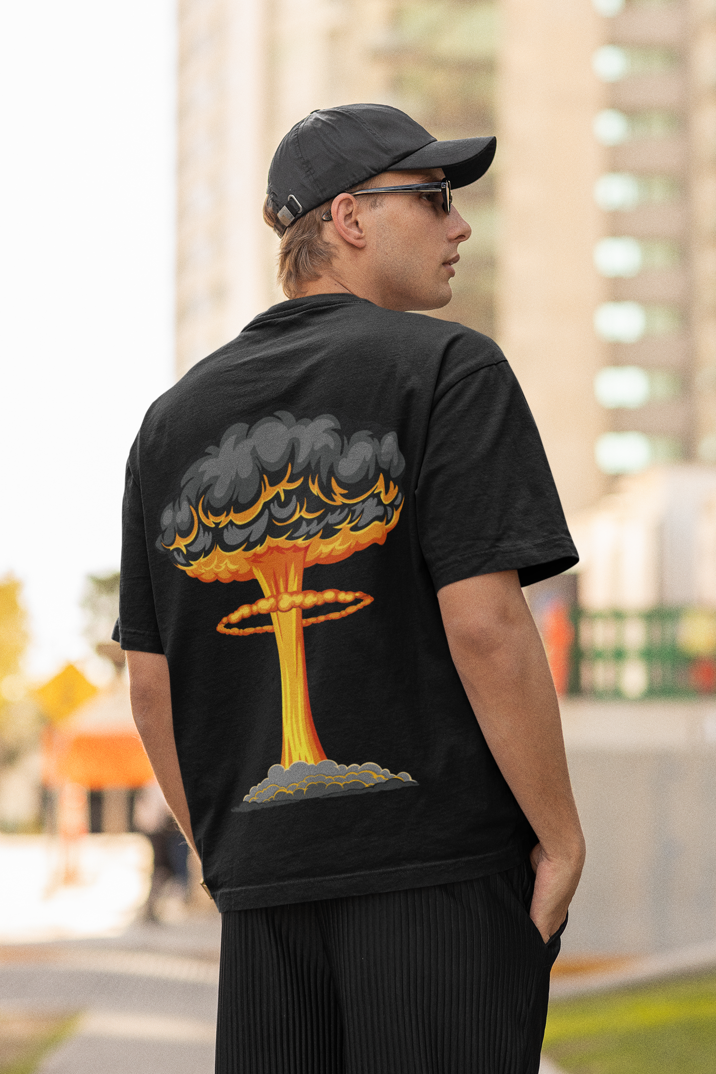 Mushroom Cloud Vibes – Streetwear Oversized Tee