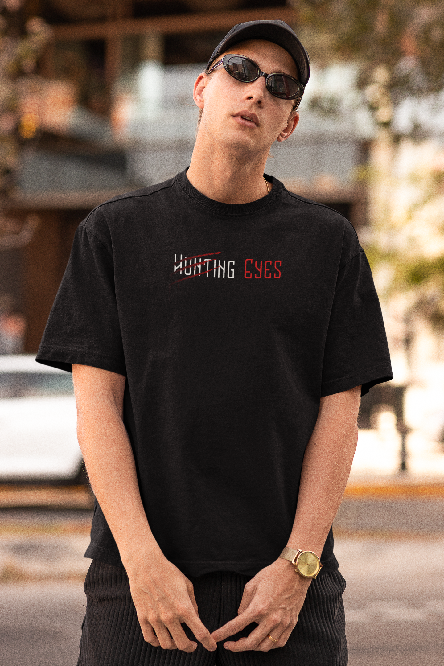 Hunting Eyes Graphic Printed Oversized T-Shirt
