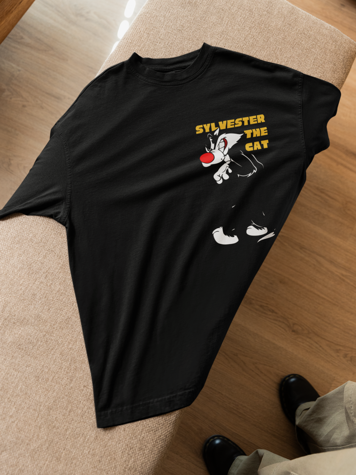 Looney Tunes Sylvester the Cat Printed Oversized T-Shirt – Cartoon Streetwear Tee
